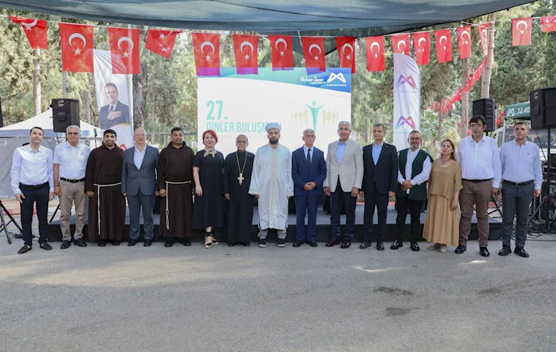 Kültür Mozaiği Kent Mersin’de, ‘Dinler Buluşması’ndan Barış ve Kardeşlik Mesajları Yükseldi