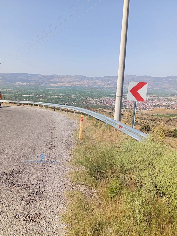 Büyükşehir’den Yol Güvenliği İçin Otokorkuluk Çalışması