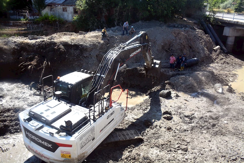 Ilgaz Pazar Çayı Islah Çalışmasına Devam Ediyoruz