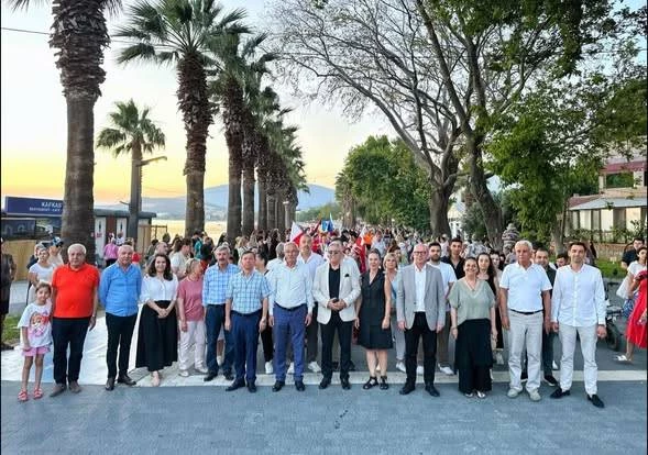 Erdek, kültürler arası dostluk ve sanatla dolu bir akşama ev sahipliği yaptı.