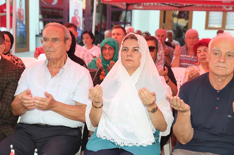 BATI TRAKYA’NIN DAVA ADAMI AHMET METE İZMİT’TE DUALARLA ANILDI