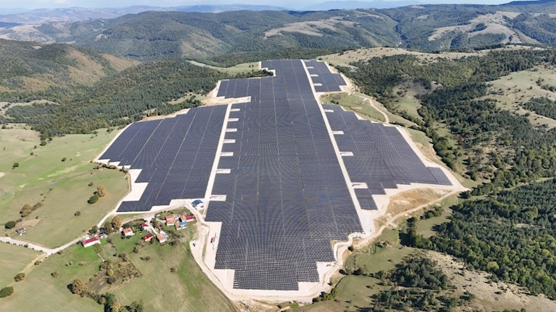 DOĞA DOSTU BELEDİYECİLİK VİZYONU GÜNEŞ ENERJİ SANTRALİ İLE GÜÇLENİYOR