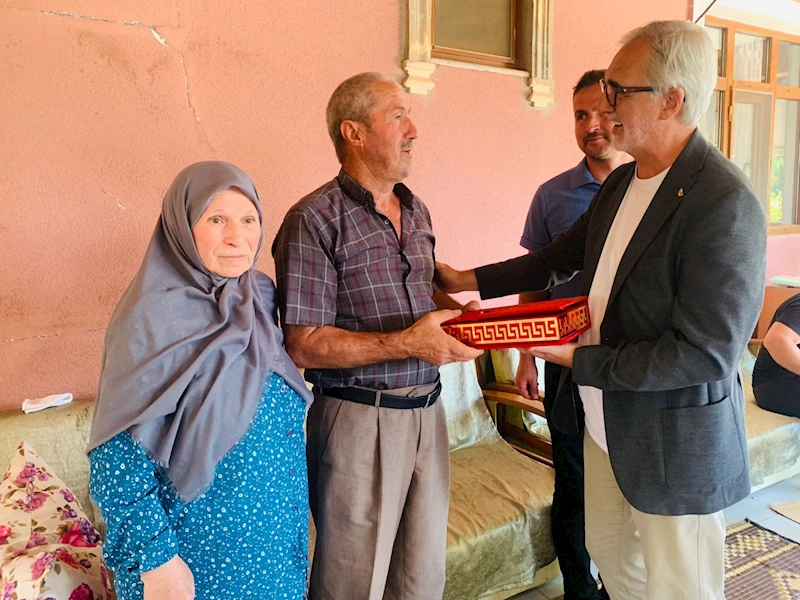 İZMİT BELEDİYESİ KAHRAMAN ASKERLERİ UNUTMADI