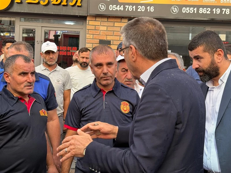EŞ BAŞKAN SÖYLEMEZ YANGIN BÖLGESİNİ ZİYARET ETTİ.