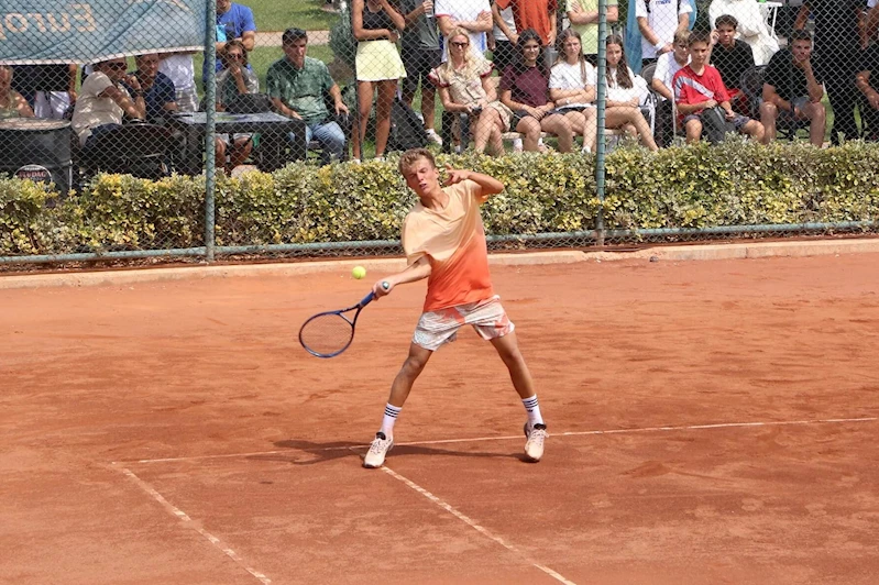 Nilüfer’de tenis heyecanı sona erdi