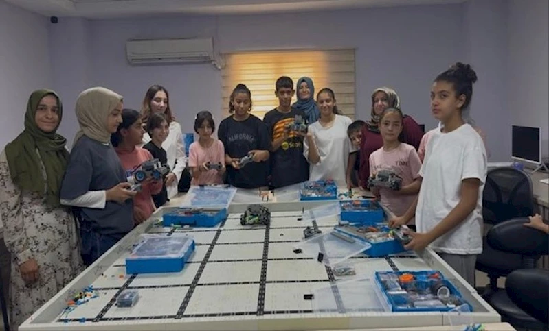 HABERİN BAŞLIĞI: ÖĞRENCİ-VELİ ROBOTİK ATÖLYESİ