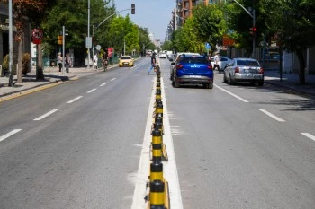 UKOME KARARI İLE ATATÜRK CADDESİ İKİYE BÖLÜNÜYOR