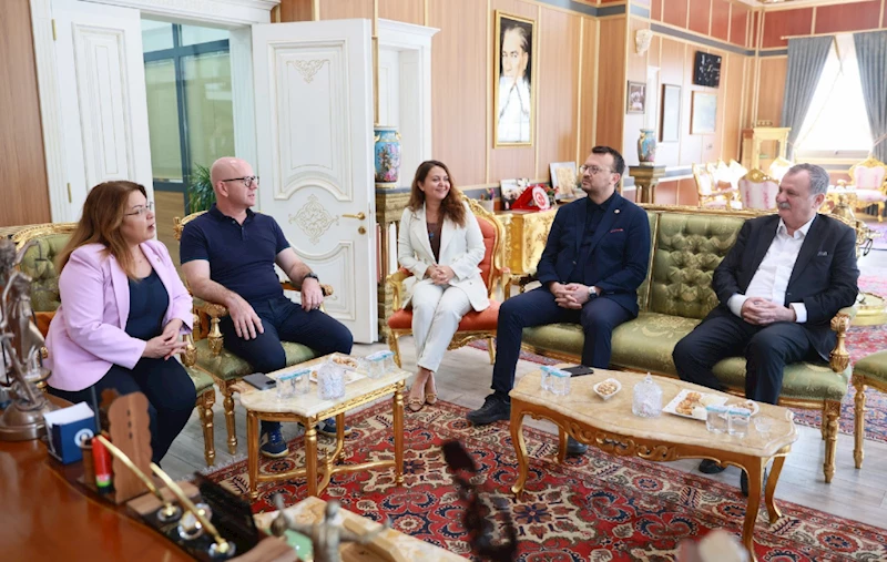 BAŞKAN BALABAN CHP MİLLETVEKİLLERİNİ AĞIRLADI