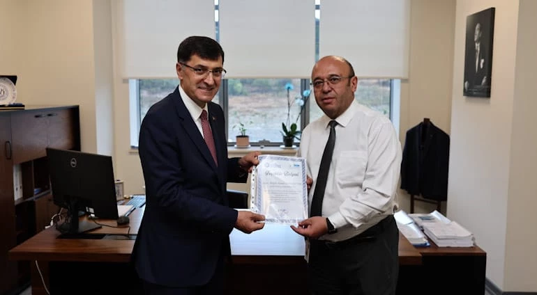 BELEDİYE BAŞKANIMIZ EYÜP KAHVECİ’DEN GÜRİŞ HOLDİNG TEMSİLCİLERİNE TEŞEKKÜR ZİYARETİ