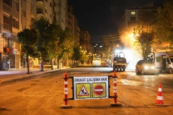 BÜYÜKŞEHİR YOL YAPIM ÇALIŞMALARINI SÜRDÜRÜYOR
