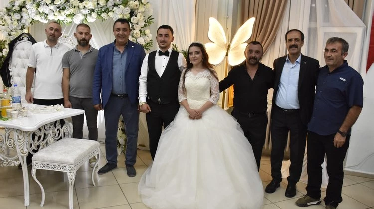 BAŞKANIMIZ, CANSU AYDIN VE ABDURRAHMAN DAL’IN DÜĞÜN MERASİMLERİNE KATILDI