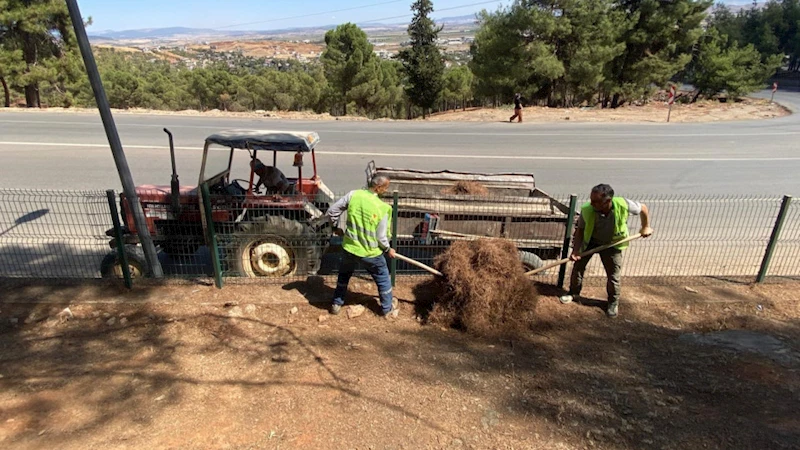 Parklar Temizleniyor, Doğa Yeniden Nefes Alıyor