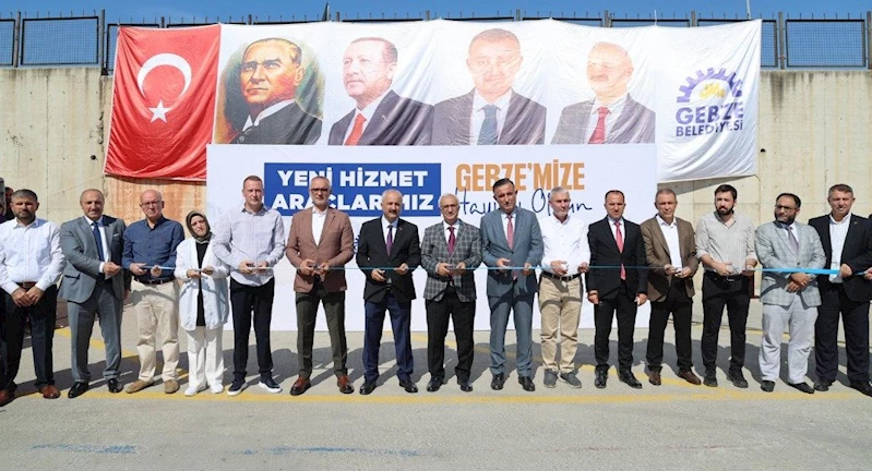Gebze Belediyesi 32 Yeni Aracı Törenle Hizmete Aldı