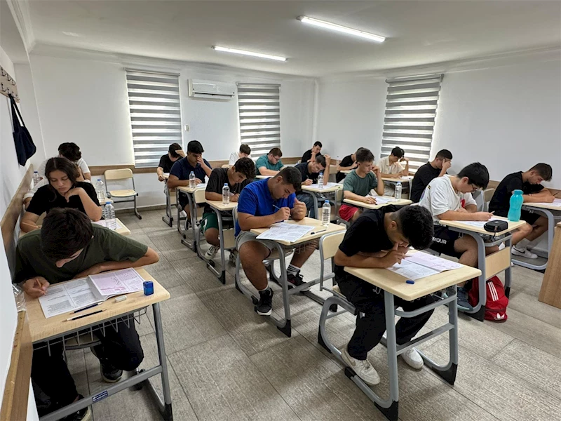 Öğrenciler seviye tespit sınavına girdi