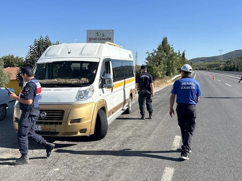 Büyükşehir’den Servis Araçlarına Sıkı Denetim