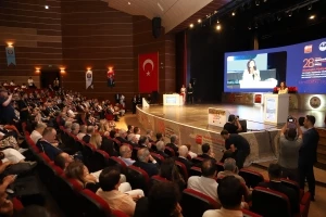 Eşbaşkan Bucak ve Hatun, Uluslararası Dişhekimliği Kongresi
