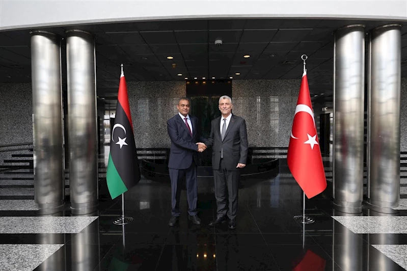 Ticaret Bakanı Ömer Bolat, Libya Ulaştırma Bakanı Şehubi ile Görüştü