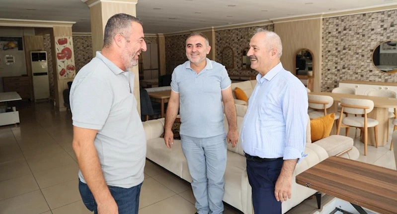 Başkan Büyükgöz’den Güzeller Mahallesi Esnafına Ziyaret