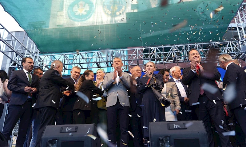 Turgutlu’da Toplu Açılış Coşkusu