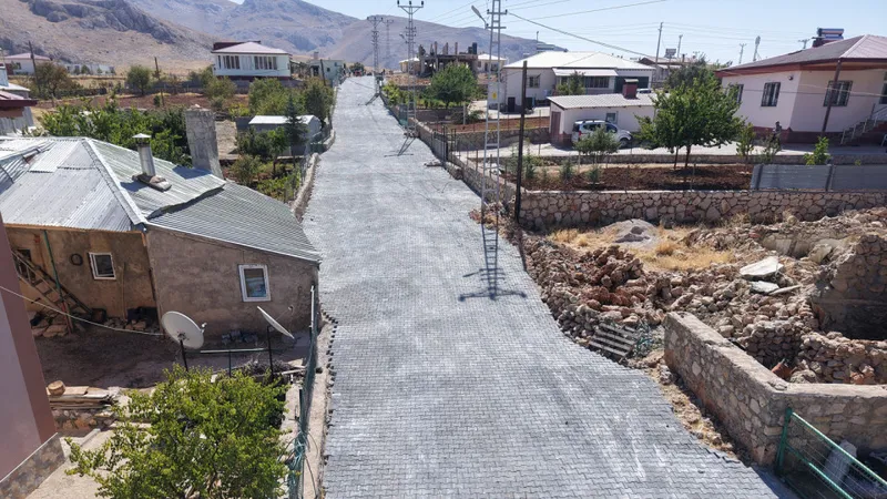 Nurhak’ta da Ulaşım Konforu Büyükşehir’le Sağlanıyor