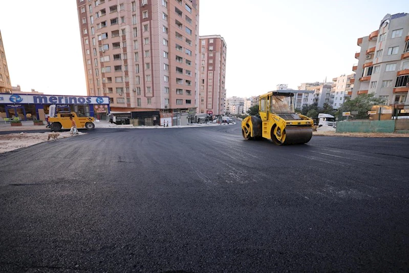 Vali Akkoyun, Ravza Caddesi’ndeki asfalt çalışmalarını inceledi