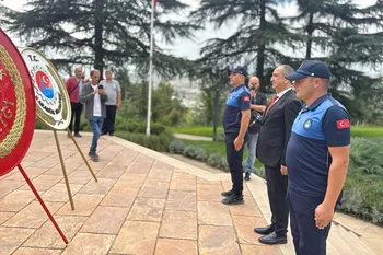Başkan Yardımcısı Kamil Temel Gaziler Günü Çelenk Sunma Törenine Katıldı